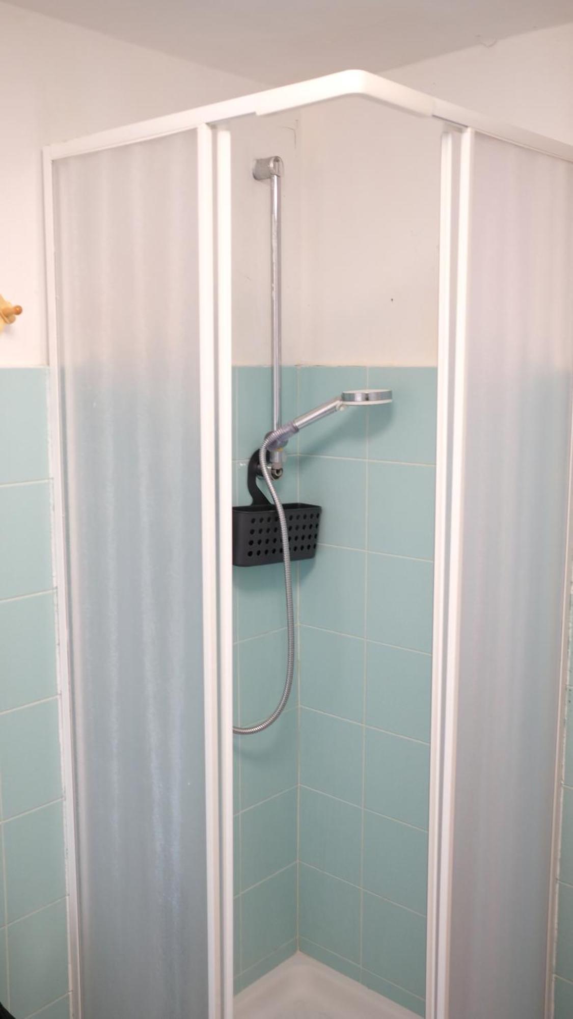 Appartamento New, True-stevere Amazing Double Bed For 5 Pax
